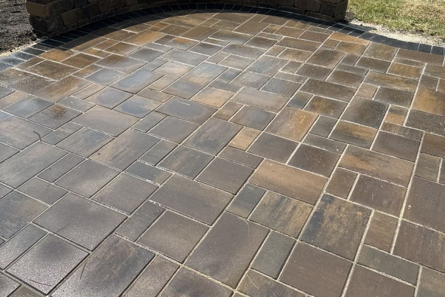 Olde Quarry Stone Retaining Wall and Patio Mt Prospect - Landscaping