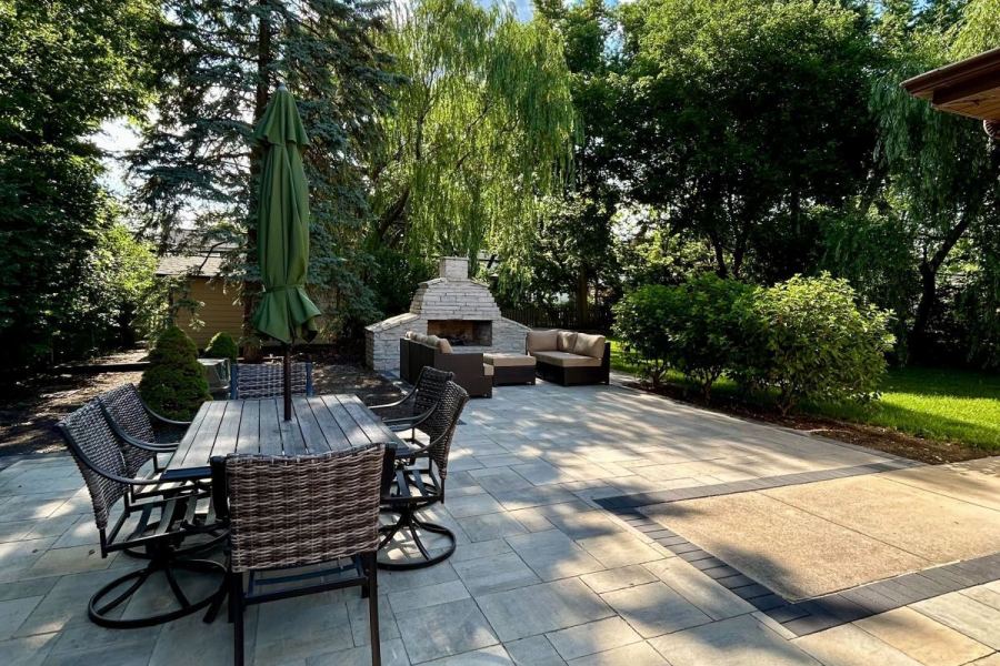 Unilock Bristol Valley Fossil Patio and Fireplace Mt Prospect 