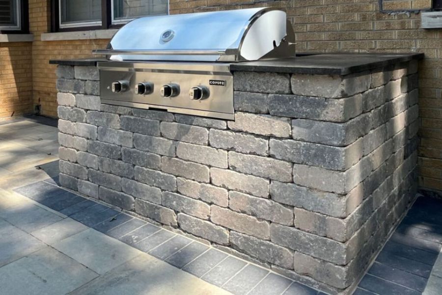 Village of Winnetka Outdoor Kitchen 