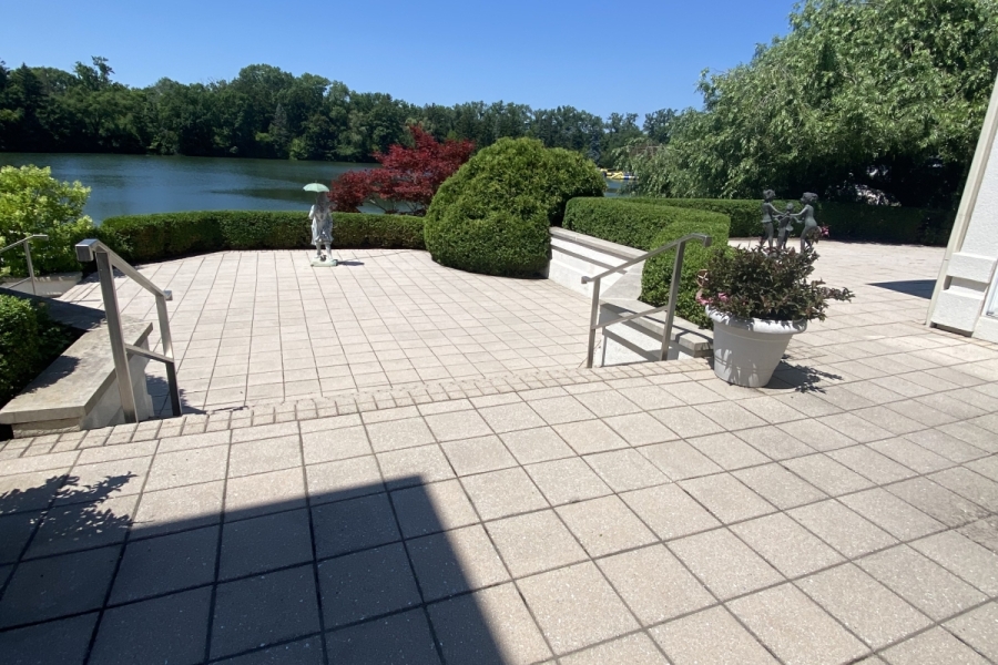 Maintenance Trimming Install in Park Ridge - Landscaping