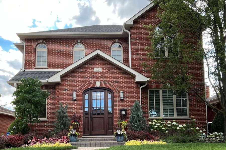 Landscape installation and maintenance, Residential Winnetka - Landscaping